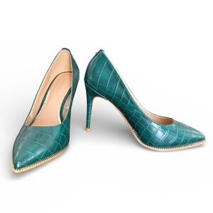 BCBGeneration Green Croc Embossed Pointed Toe Stiletto‎ Heels Pumps Shoes Size 7